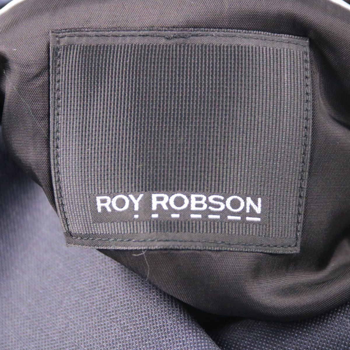 костюм Roy Robson